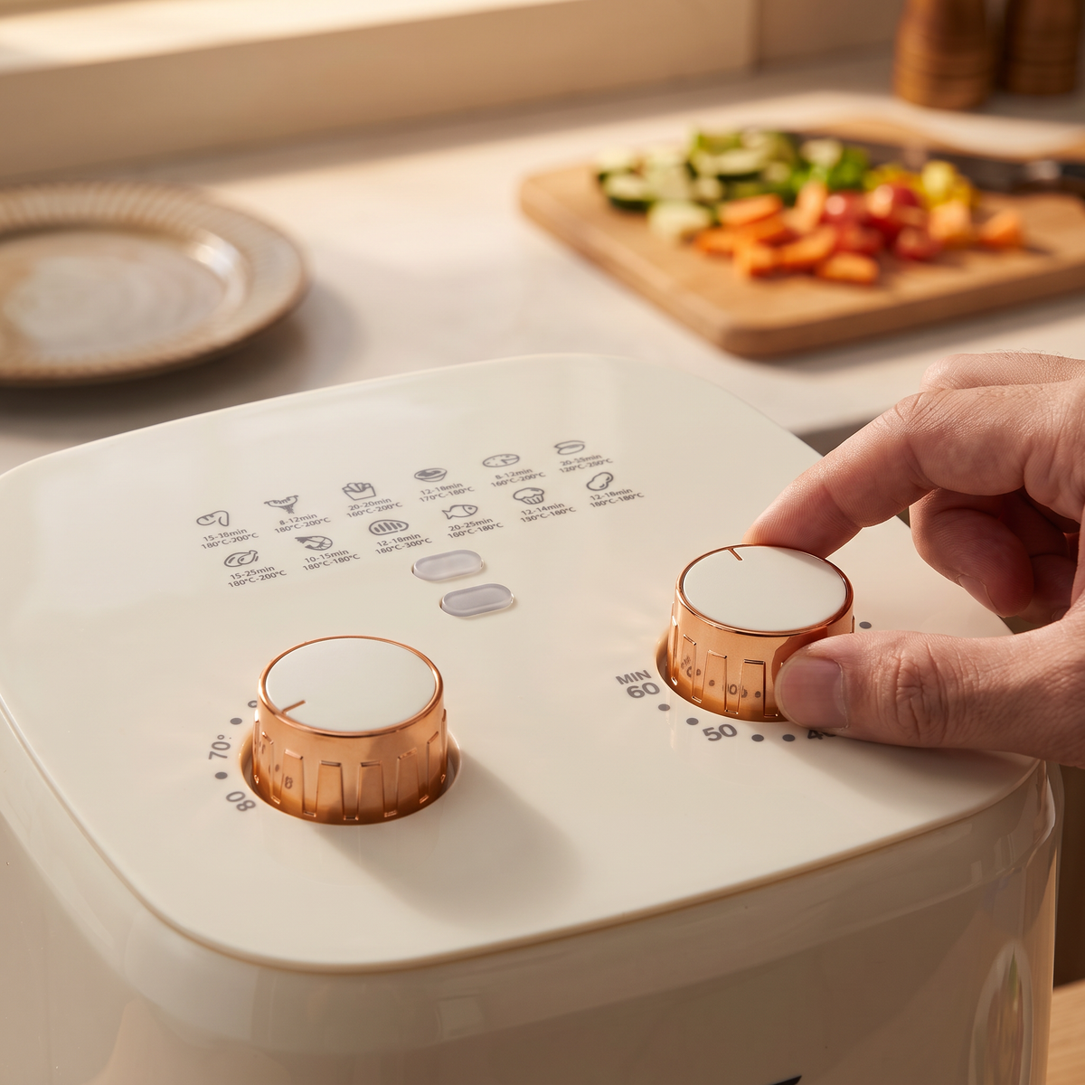 Friteuză Air Fryer RAF R5237 cu Aer Cald, Capacitate 3 L, 1300W, Timer 60 Min, pentru Preparate Crocante fără Ulei